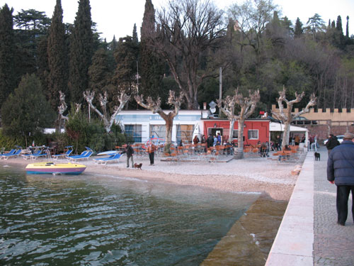 Imbiss am Strand des Gardasee fr Events 